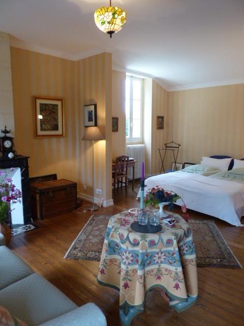 Domaine Mongiron Otel Nérigean Dış mekan fotoğraf